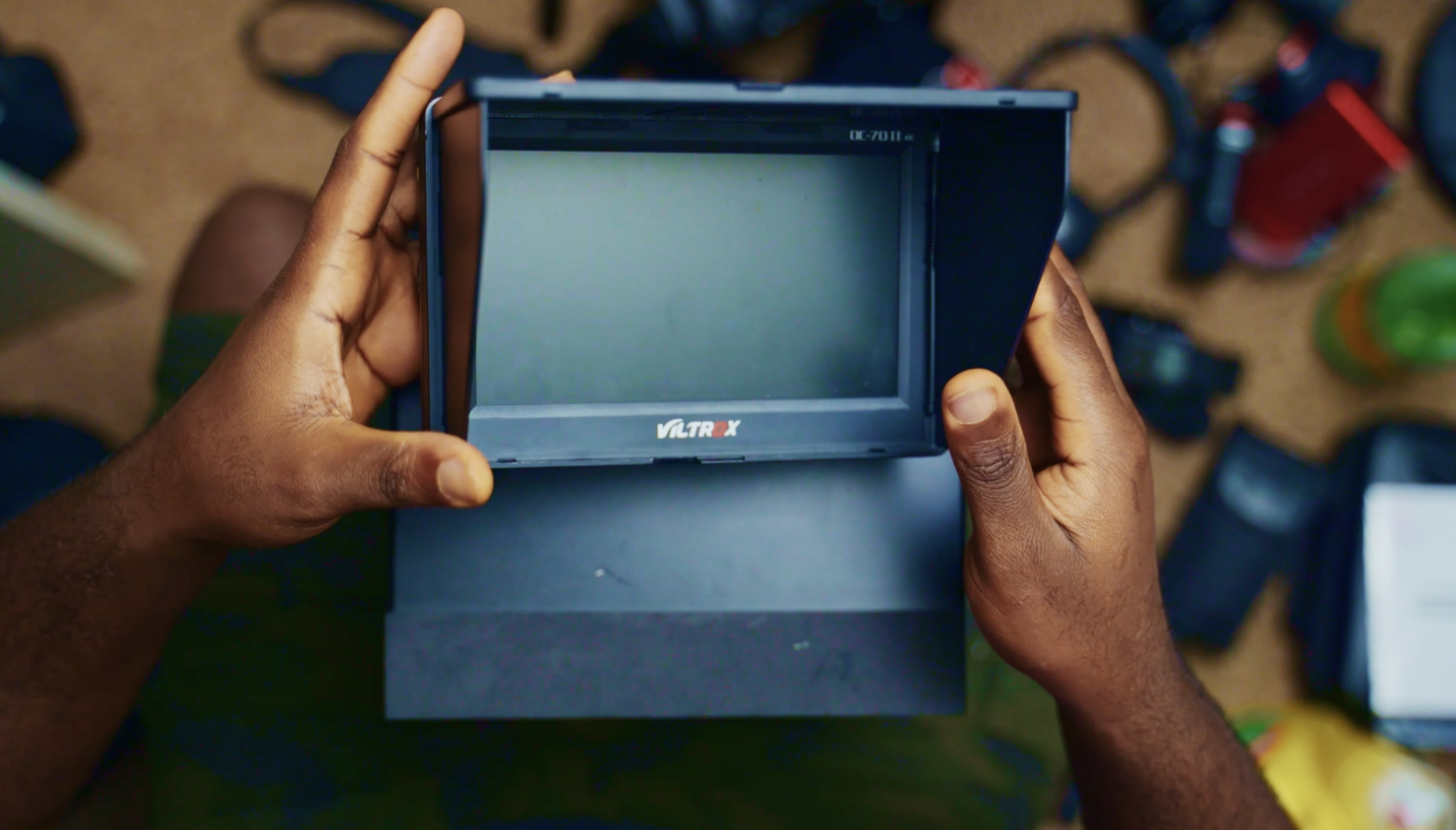 Watch VILTROX DC-70 II 7 inch Camera Video Monitor review.mp4 on